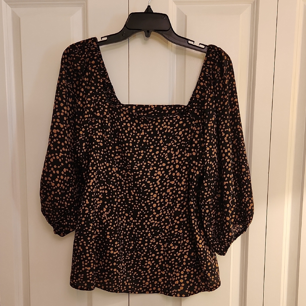 Chic Black and Tan Polka Dot Blouse